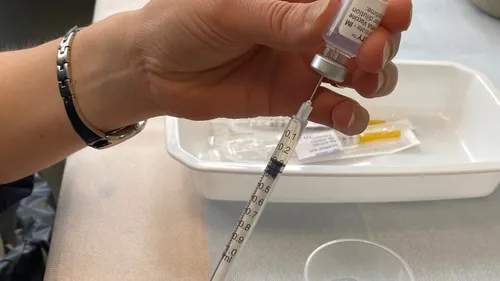 Covid-19 : en une semaine, 30 décès supplémentaires en...